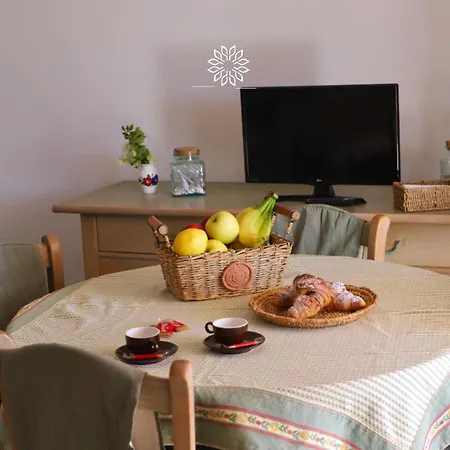 Casa Lucia Vakantiehuis Agnone Bagni